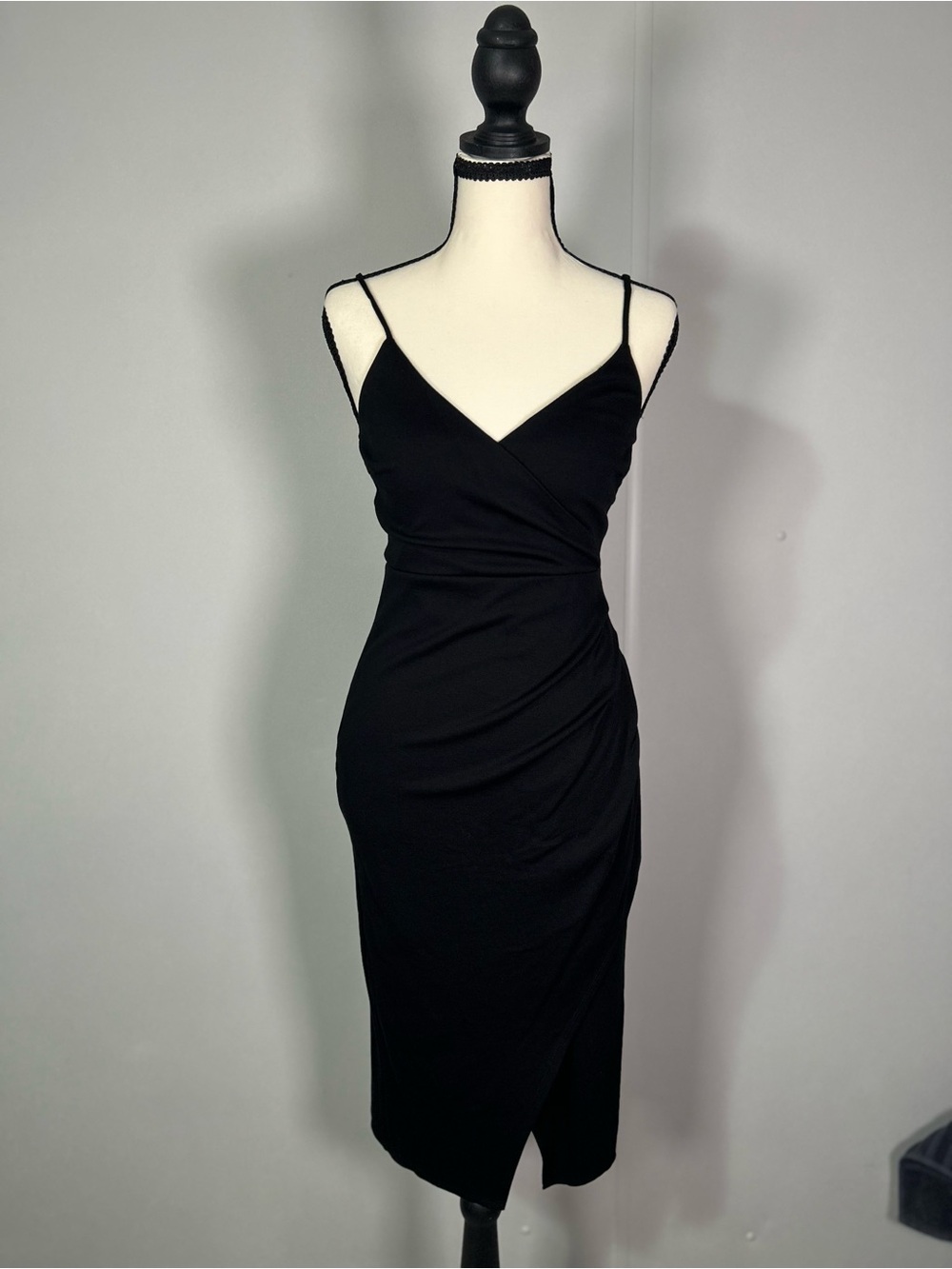 Lulu's Black Midi Spaghetti Strap Wrap Dress